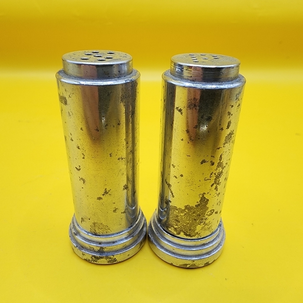 Vintage MCM Art Deco Salt & Pepper Shakers 2" Aluminum Cylindrical - Picture 1 of 6